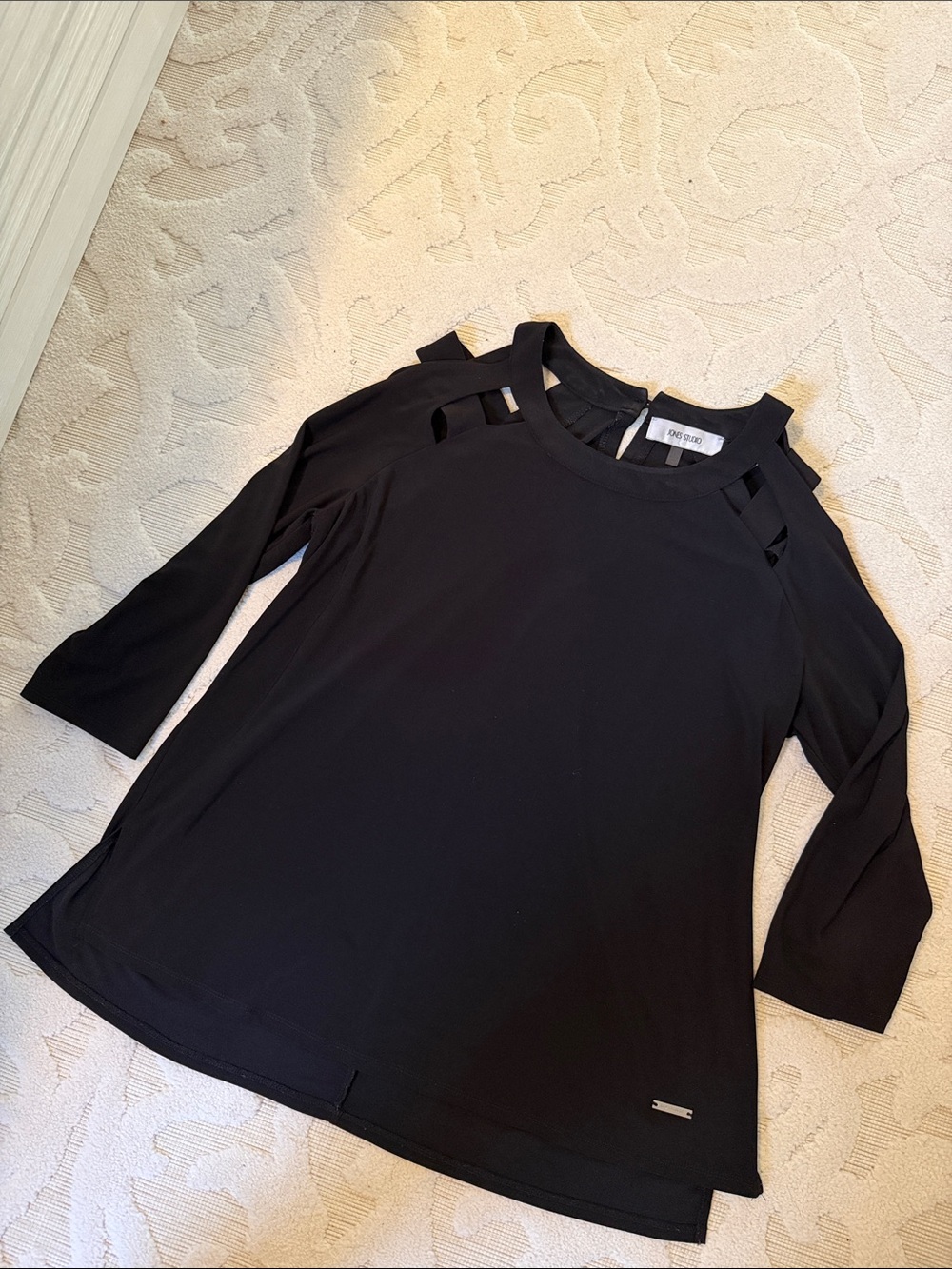 Jones Studio Black Cold-Shoulder Tee